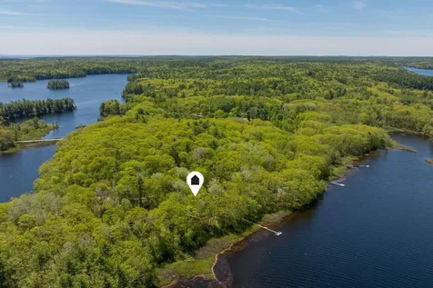 38 Porcupine Ridge Road Bremen ME 04551