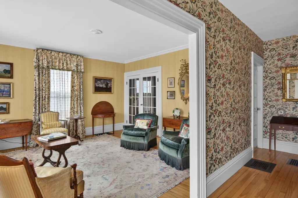 25 School Street Brunswick ME 04011