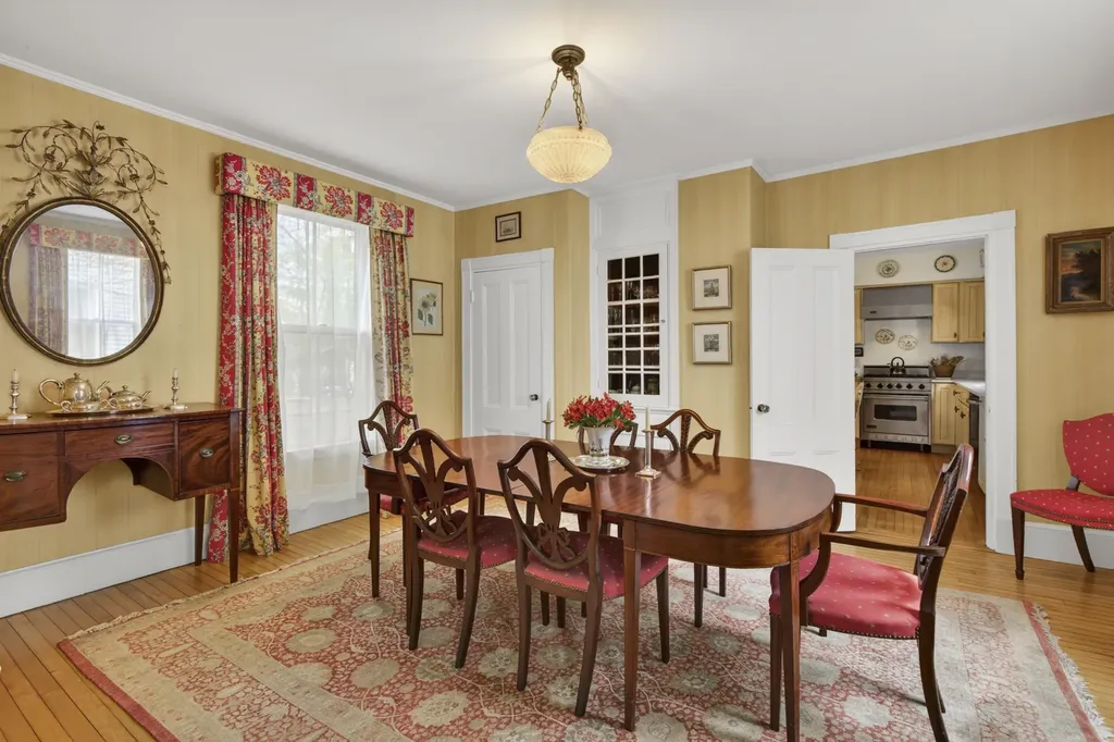 25 School Street Brunswick ME 04011