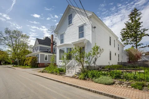 25 School Street Brunswick ME 04011