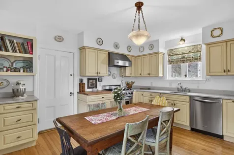 25 School Street Brunswick ME 04011