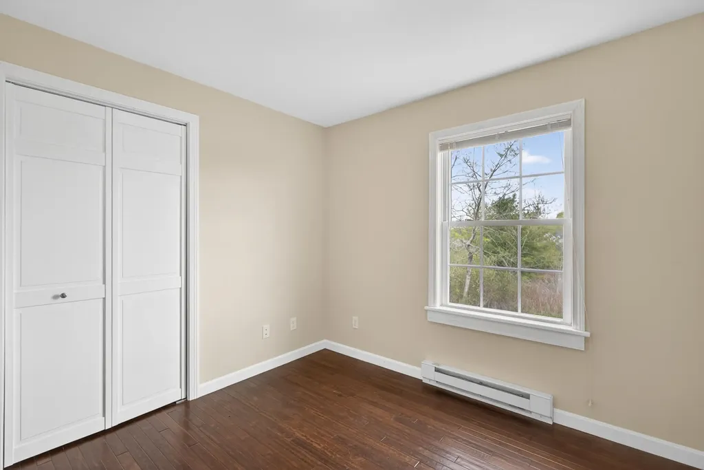 59 Broadway Rockland ME 04841