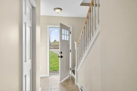 59 Broadway Rockland ME 04841