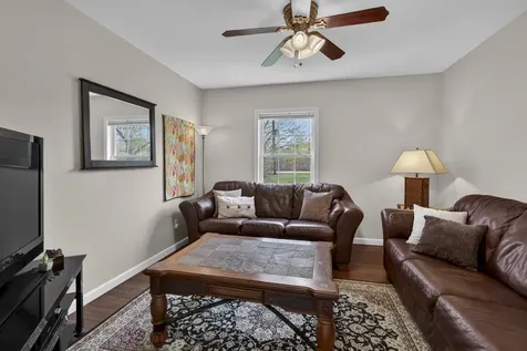 59 Broadway Rockland ME 04841