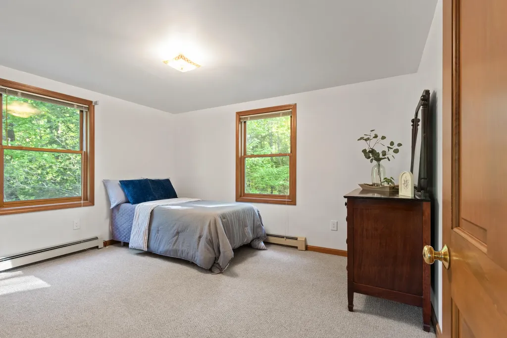 4 Mayfield Drive Westbrook ME 04092