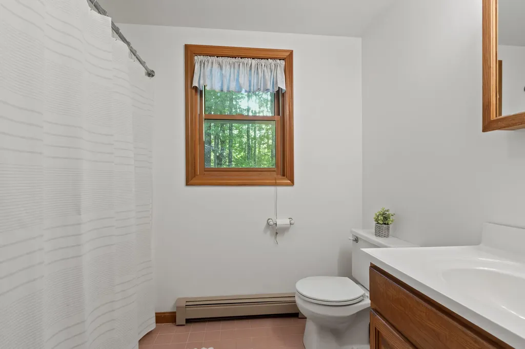 4 Mayfield Drive Westbrook ME 04092