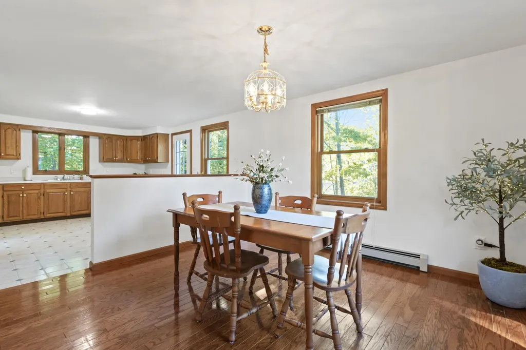4 Mayfield Drive Westbrook ME 04092