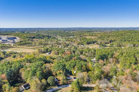 4 Mayfield Drive Westbrook ME 04092