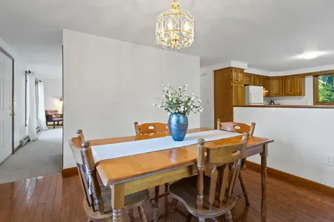 4 Mayfield Drive Westbrook ME 04092
