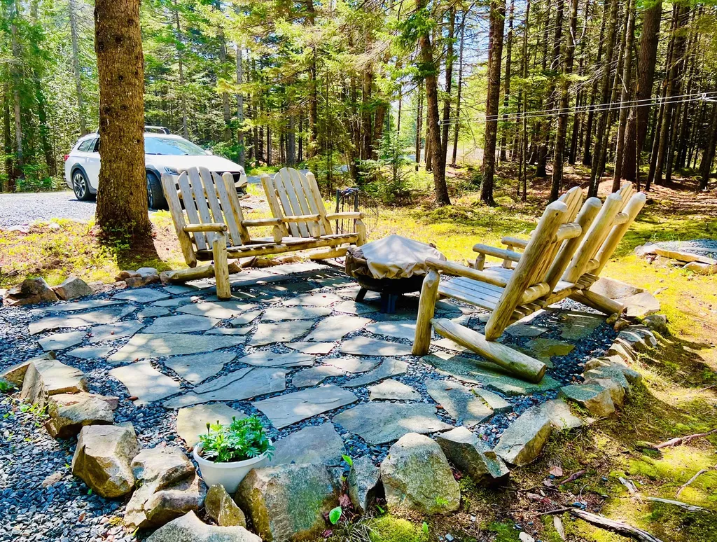 55 Bayview Drive Tremont ME 04612