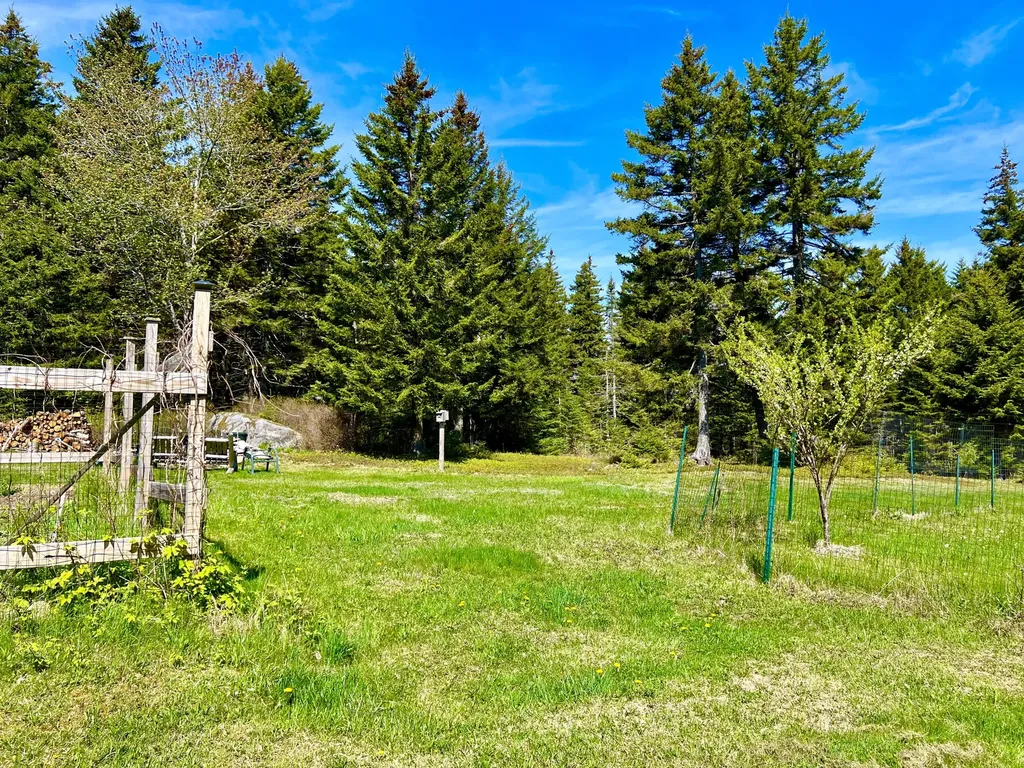 55 Bayview Drive Tremont ME 04612