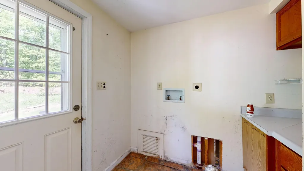 319 Harrison Road Naples ME 04055