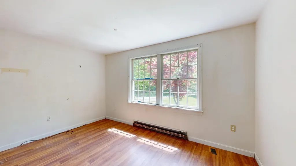 319 Harrison Road Naples ME 04055