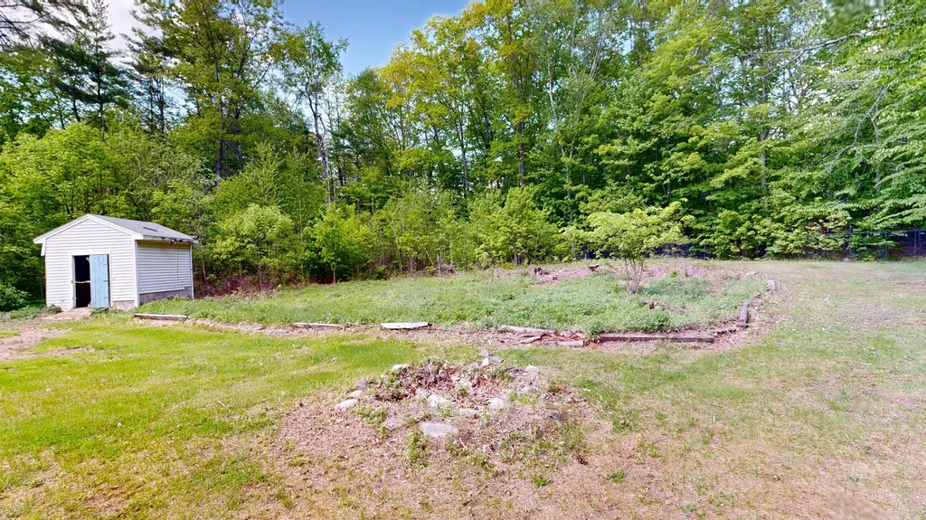 319 Harrison Road Naples ME 04055