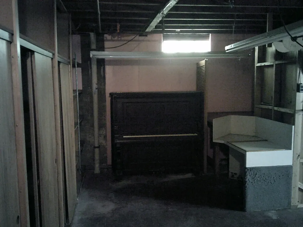 79 Buckfield Road Paris ME 04281