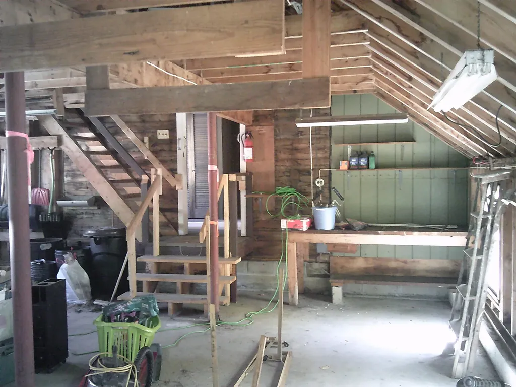 79 Buckfield Road Paris ME 04281
