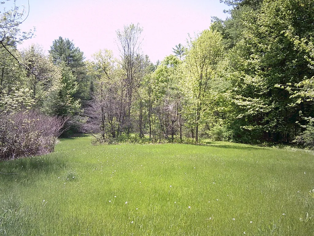 79 Buckfield Road Paris ME 04281