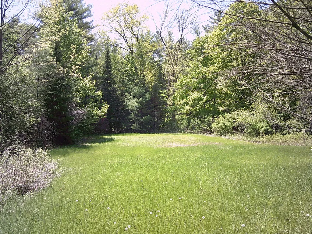 79 Buckfield Road Paris ME 04281