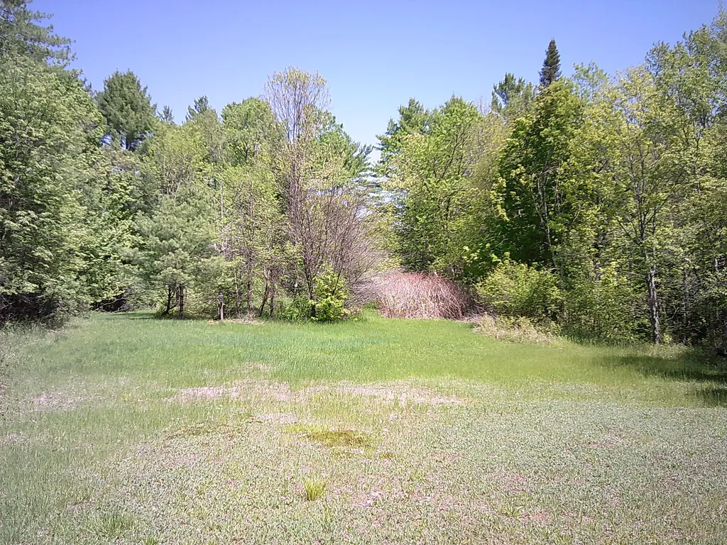79 Buckfield Road Paris ME 04281