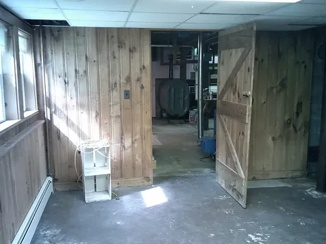 79 Buckfield Road Paris ME 04281