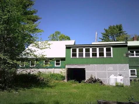 79 Buckfield Road Paris ME 04281