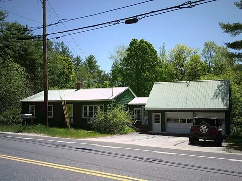 79 Buckfield Road Paris ME 04281