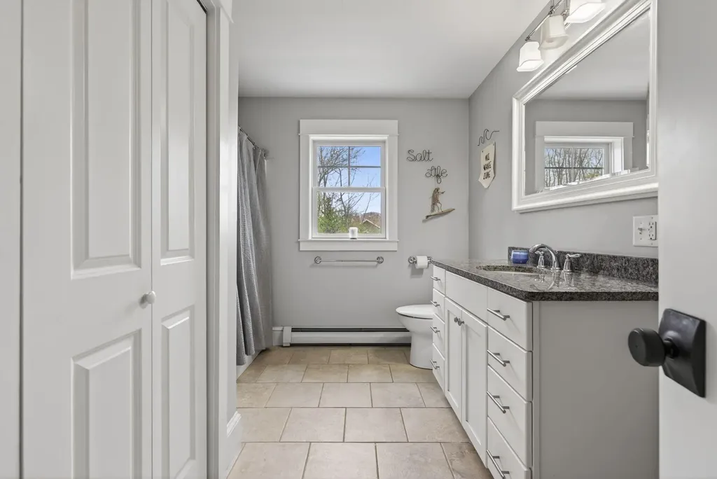 5 Franklin Circle Cape Elizabeth ME 04107