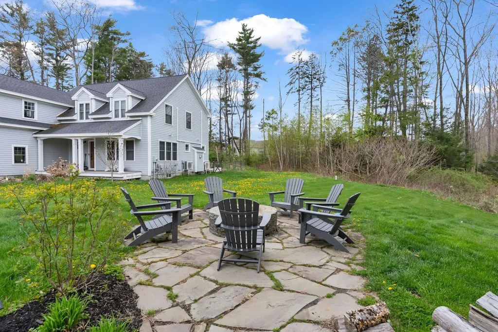 5 Franklin Circle Cape Elizabeth ME 04107
