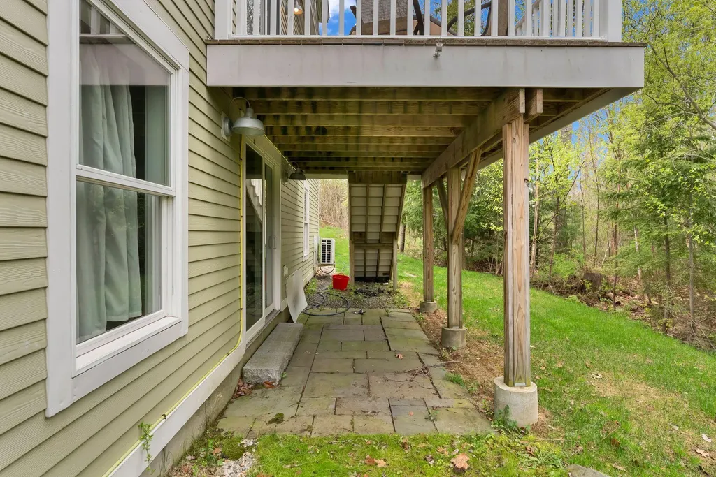 5 Franklin Circle Cape Elizabeth ME 04107