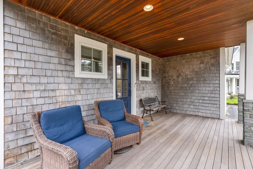 5 Franklin Circle Cape Elizabeth ME 04107