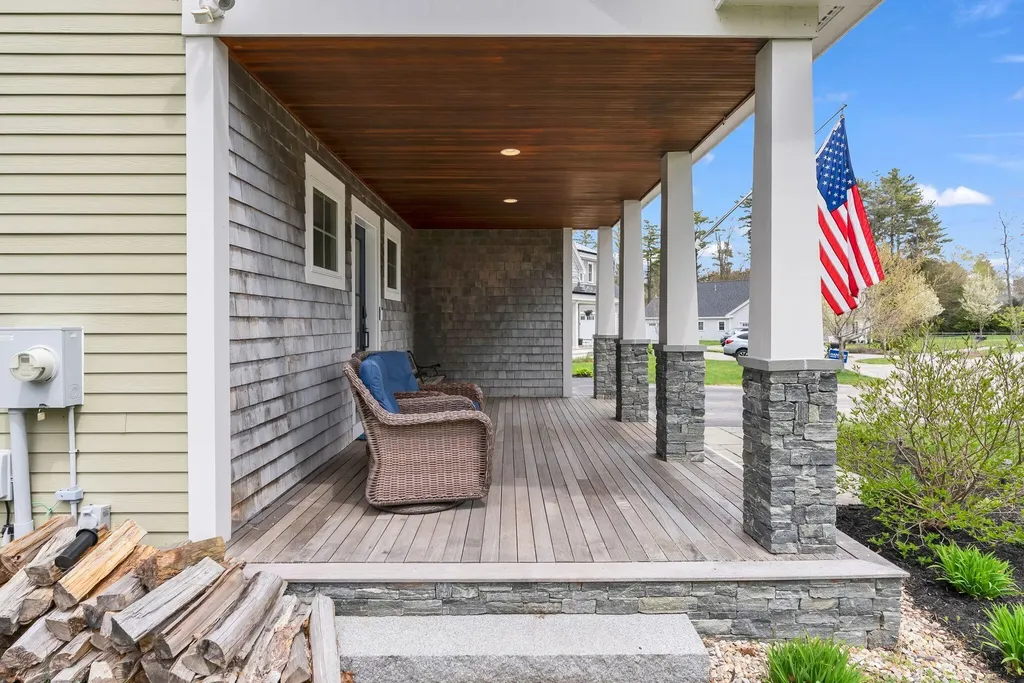 5 Franklin Circle Cape Elizabeth ME 04107
