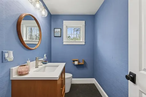 5 Franklin Circle Cape Elizabeth ME 04107