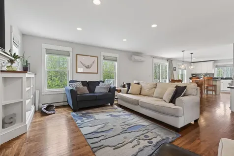 5 Franklin Circle Cape Elizabeth ME 04107