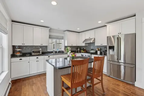 5 Franklin Circle Cape Elizabeth ME 04107