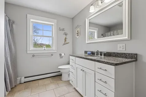 5 Franklin Circle Cape Elizabeth ME 04107