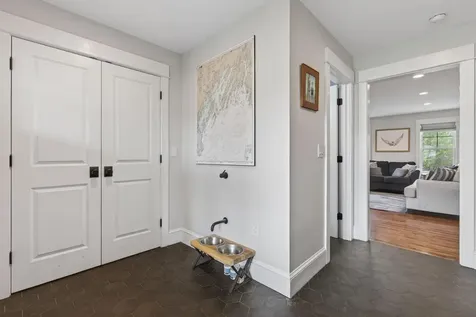 5 Franklin Circle Cape Elizabeth ME 04107