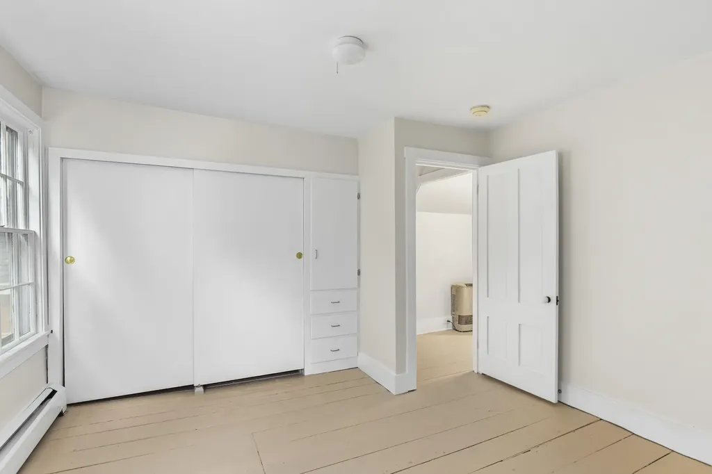 646 West Street Rockport ME 04856