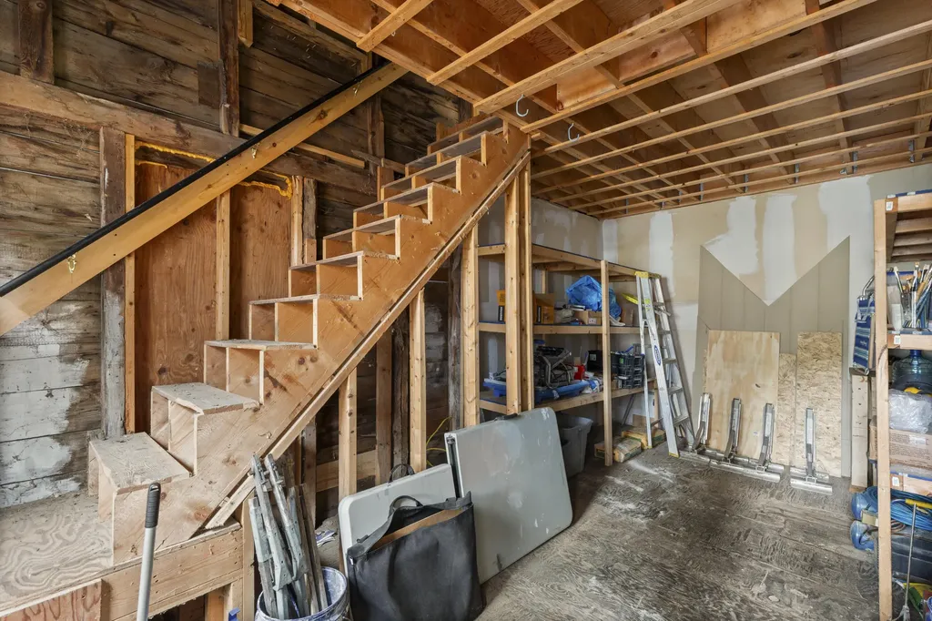 646 West Street Rockport ME 04856