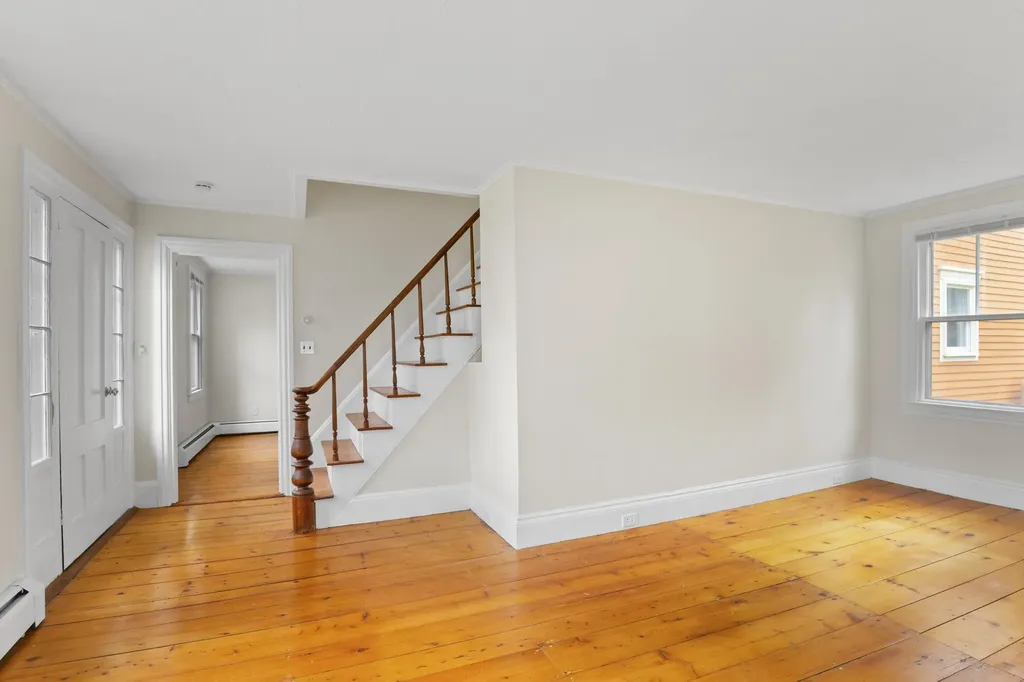 646 West Street Rockport ME 04856