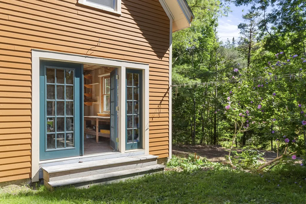 646 West Street Rockport ME 04856