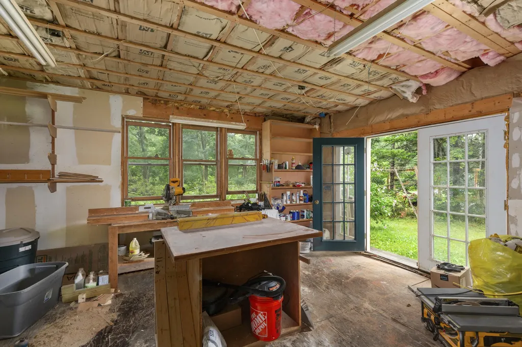 646 West Street Rockport ME 04856