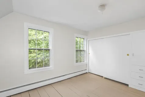 646 West Street Rockport ME 04856