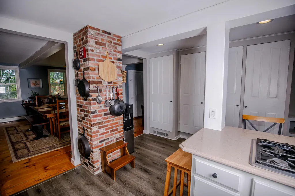 11 Old Western Avenue Winthrop ME 04364