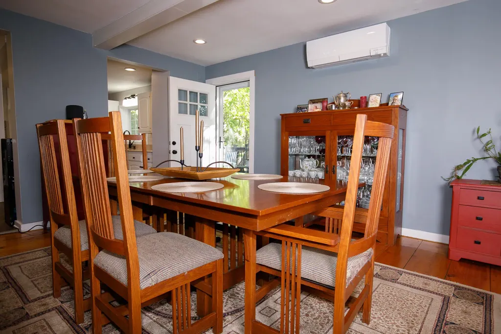 11 Old Western Avenue Winthrop ME 04364