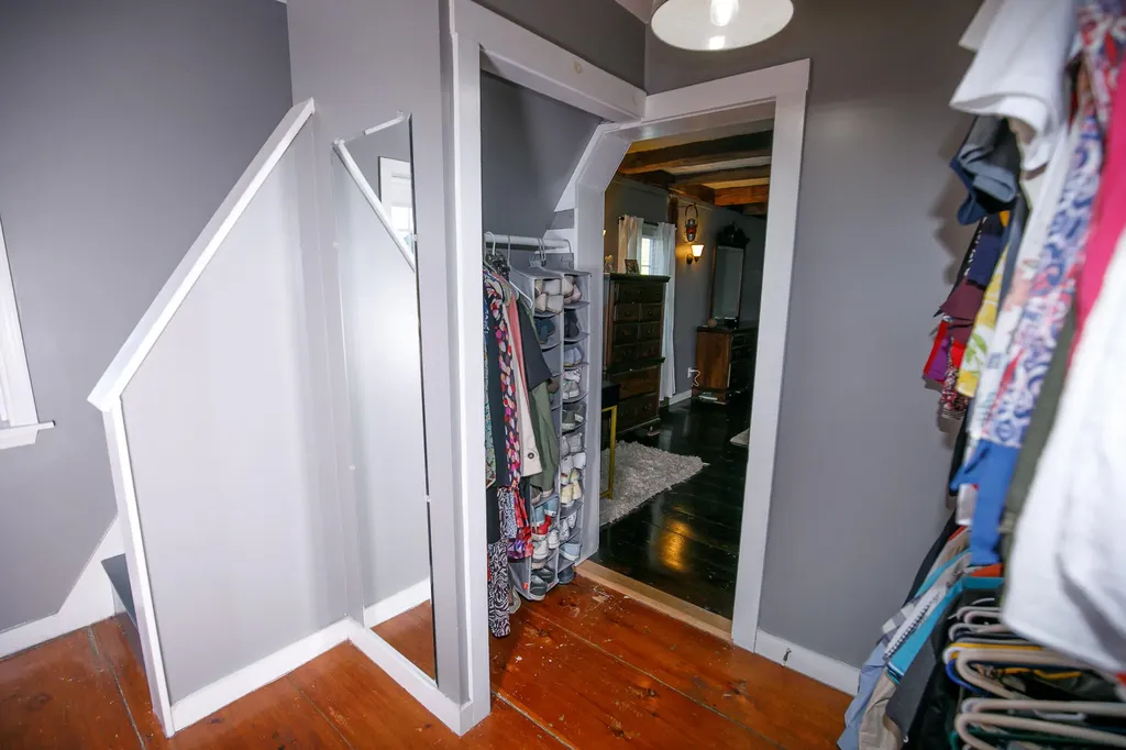 11 Old Western Avenue Winthrop ME 04364