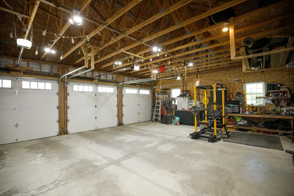 11 Old Western Avenue Winthrop ME 04364