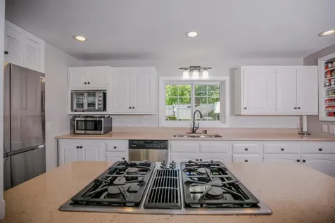 11 Old Western Avenue Winthrop ME 04364