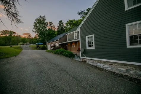 11 Old Western Avenue Winthrop ME 04364