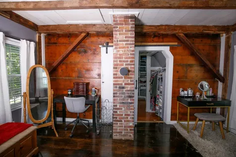 11 Old Western Avenue Winthrop ME 04364