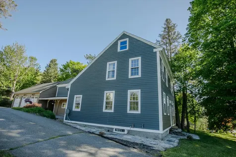 11 Old Western Avenue Winthrop ME 04364